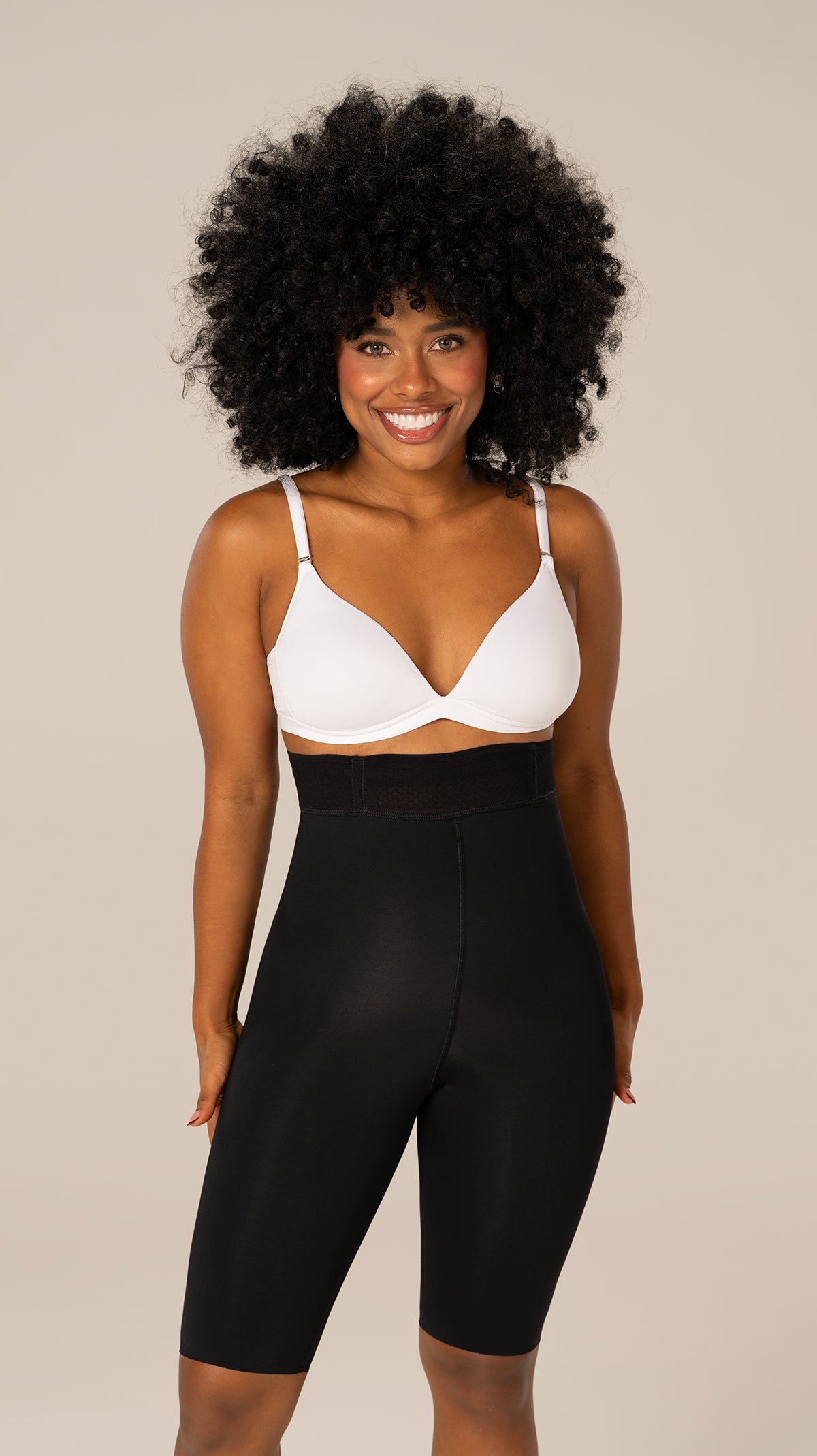 SXA-06313 Short pierna larga, talle alto, glúteos prehormados (Negro)